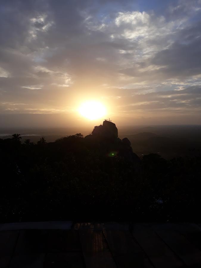 Hewage Resort Anuradhapura Exterior photo